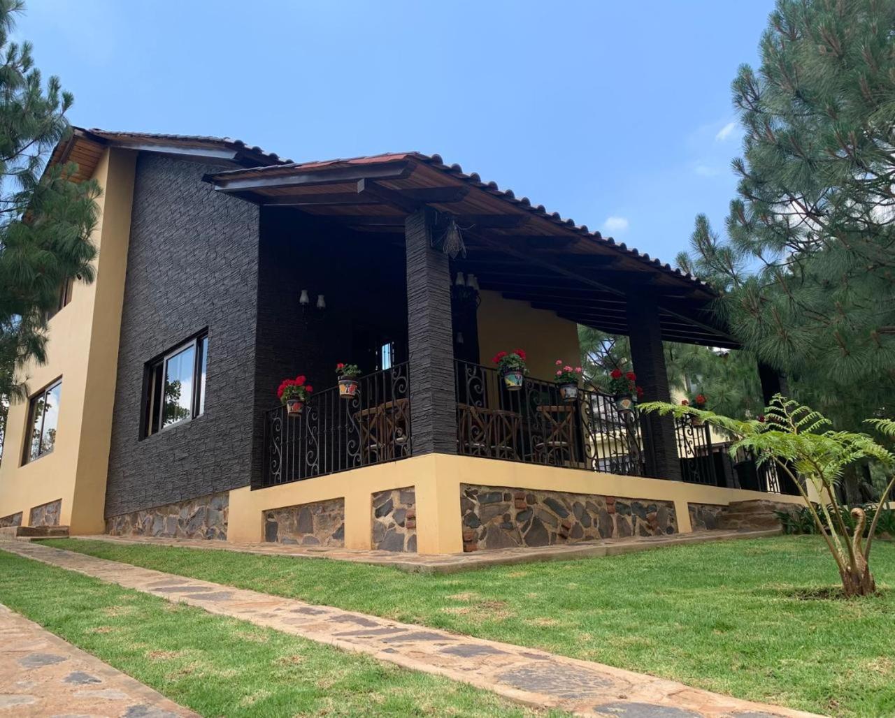 Cabana No.4 Puerta Del Bosque Mazamitla. Dış mekan fotoğraf